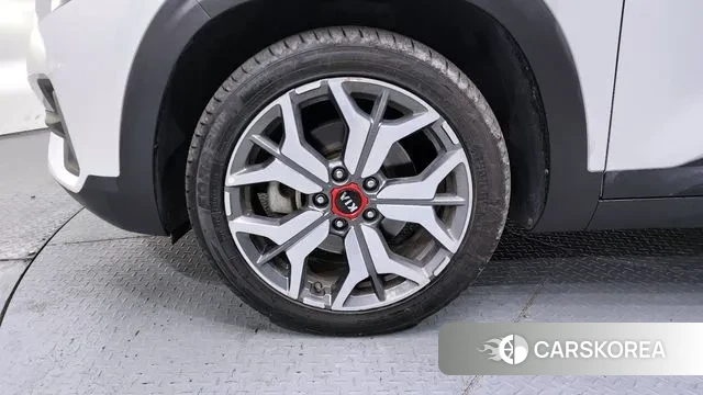 Kia Seltos id 3687202 из Кореи 15