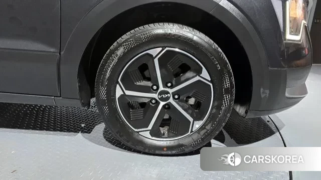 Kia Di Ol Nu Niro id 3063426 из Кореи 15