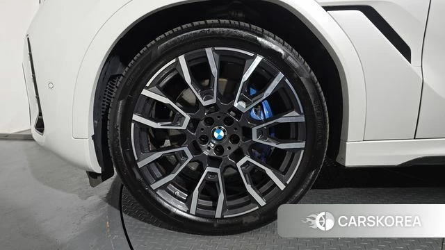 BMW X6 (G06) id 4686832 из Кореи 27
