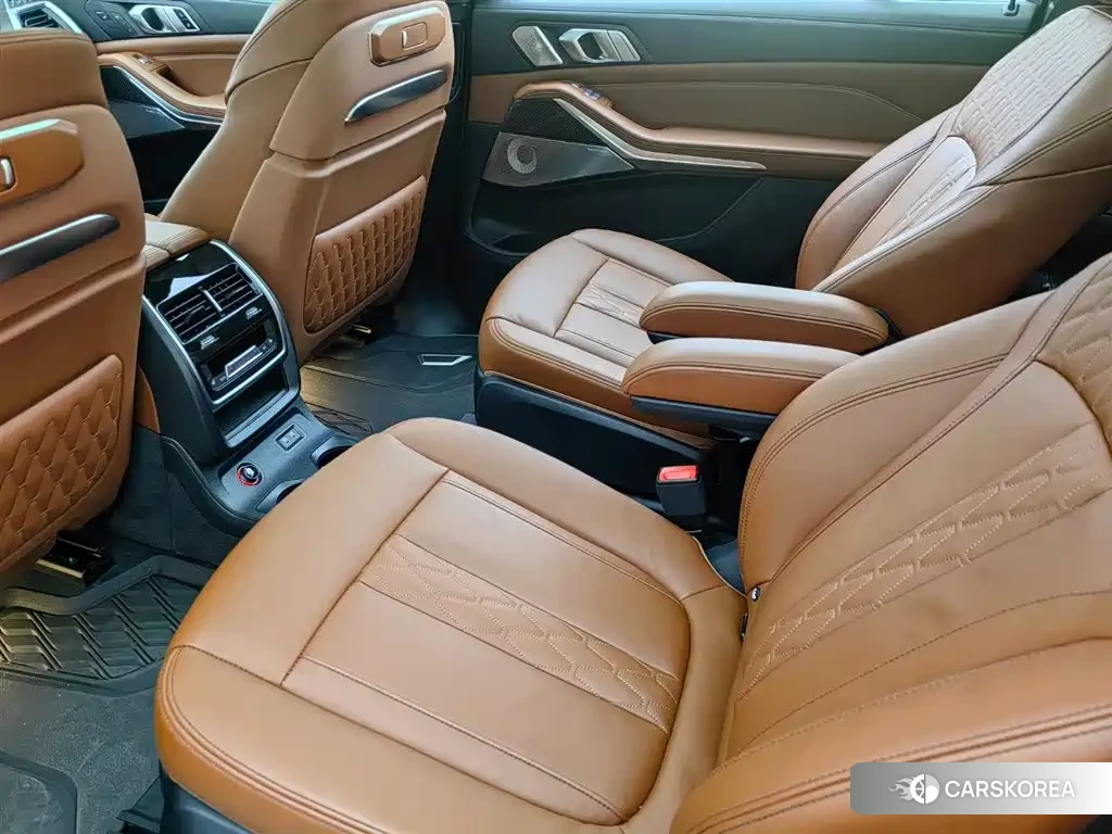 BMW X7 M60i id 4548235 из Китая 13