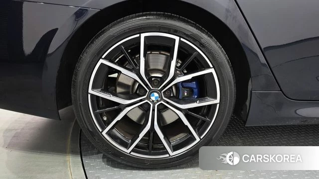 BMW 5 Series (G30) id 4202199 из Кореи 15