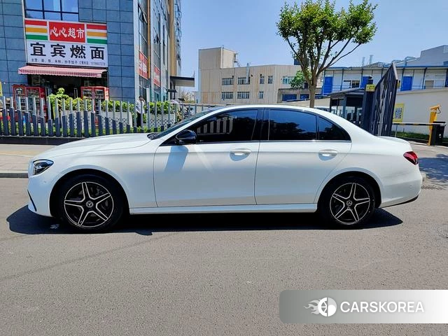 Mercedes-Benz E-class (imported) 2023 Белый из Китая, фото 5