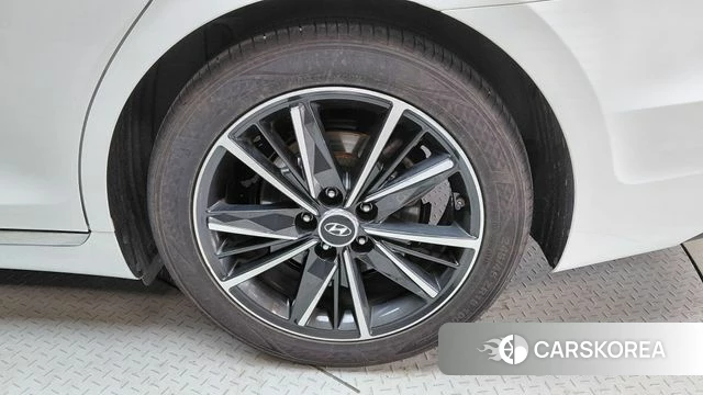 Hyundai The New Grandeur IG id 4905661 из Кореи 28