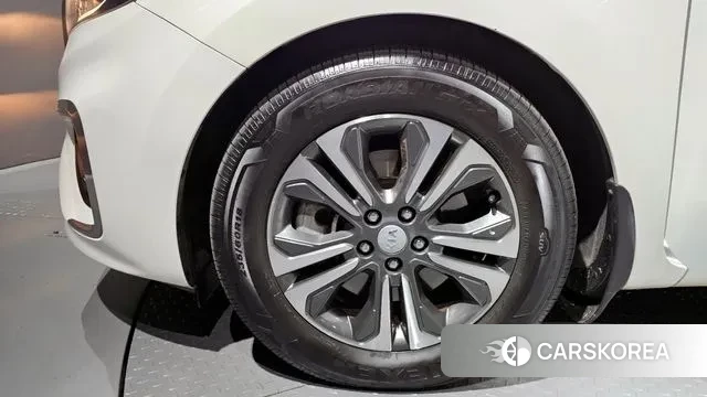 Kia The New Carnival id 3480175 из Кореи 15