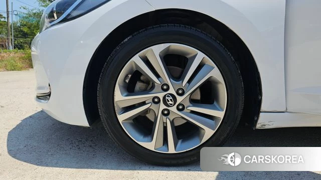 Hyundai Avante AD id 4477554 из Кореи 15