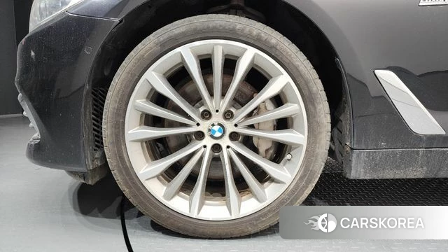 BMW 5 Series (G30) id 4377933 из Кореи 15