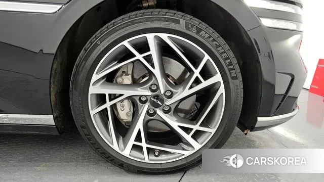 Genesis G90 (RS4) id 3610917 из Кореи 15