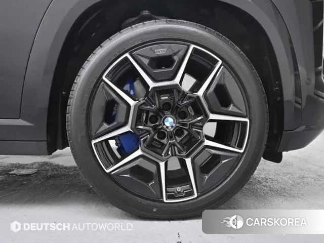 BMW XM (G09) id 3168316 из Кореи 15