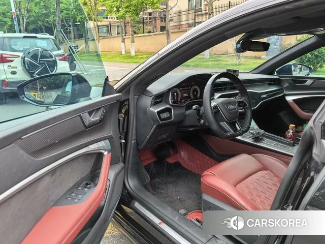 Audi A7L id 4313945 из Китая 16