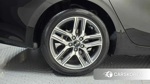 Kia Come New K3 id 4850209 из Кореи 15