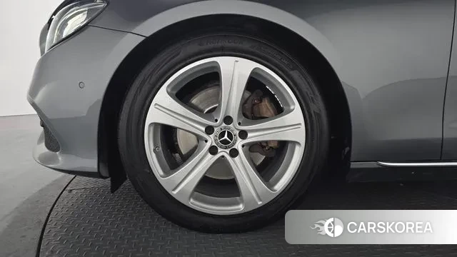 Mercedes-Benz E-Class W213 id 3515448 из Кореи 15