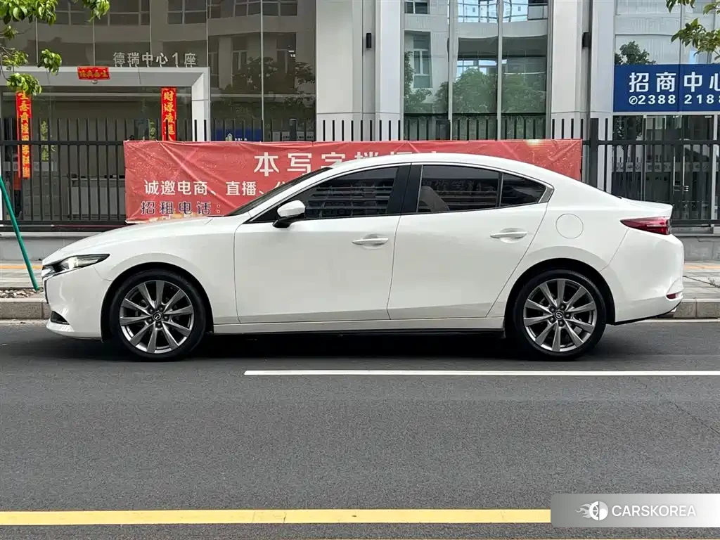 Mazda 3 id 4570502 из Китая 23