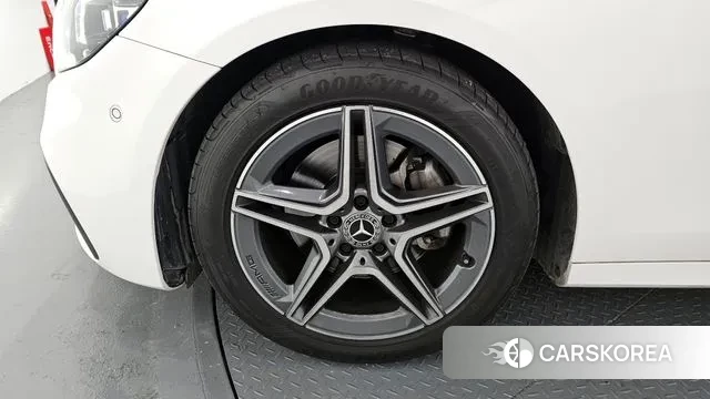 Mercedes-Benz E-Class W213 id 3477888 из Кореи 15