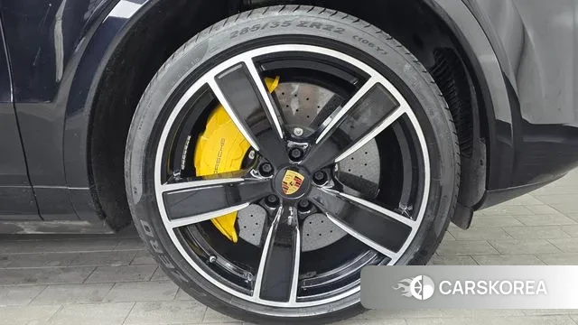 Porsche Cayenne (PO536) id 3582631 из Кореи 15