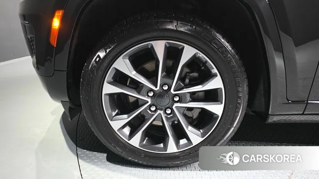 Jeep Grand Cherokee (WL) id 3871963 из Кореи 15