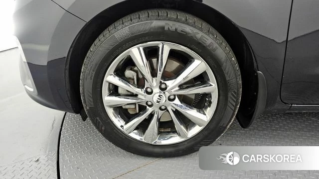 Kia The New Carnival id 4305006 из Кореи 15