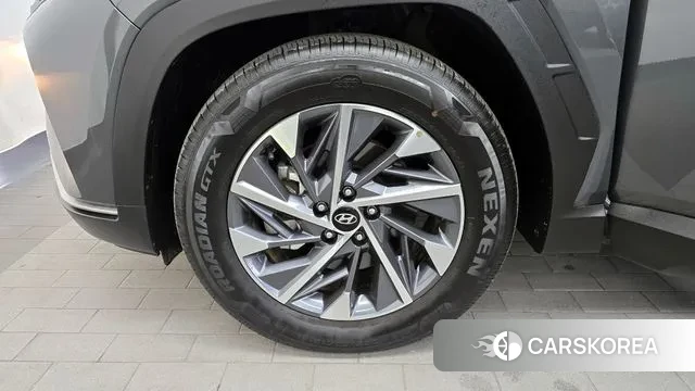 Hyundai Tucson (NX4) id 3513809 из Кореи 15