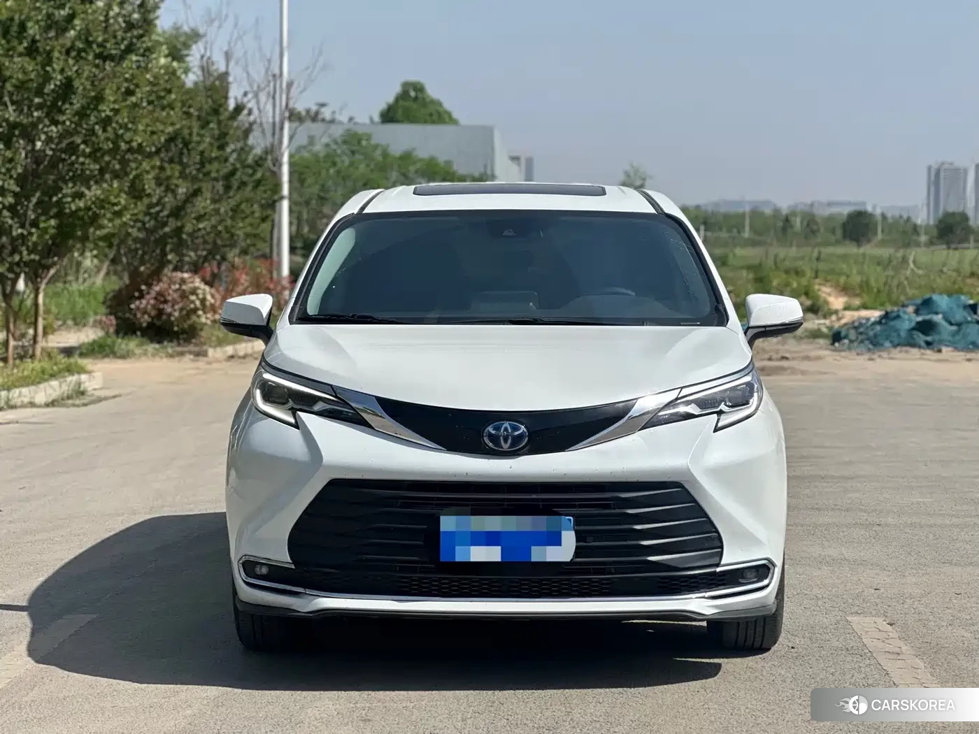 Toyota Sienna 2024 Белый из Китая, фото 5