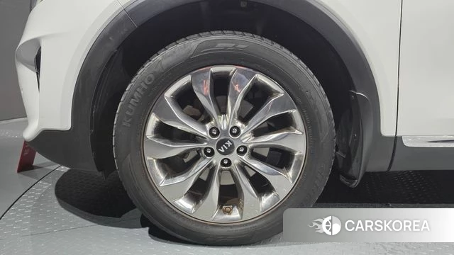 Kia The New Sorento id 3886409 из Кореи 15