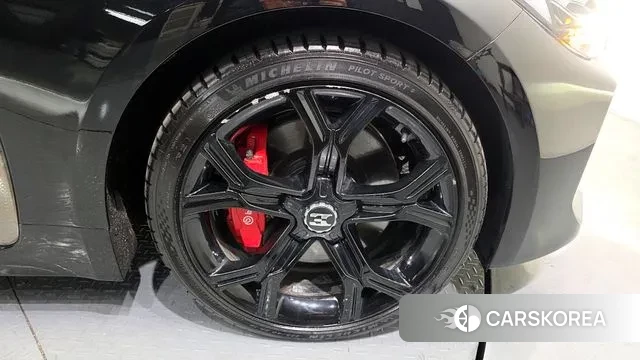 Kia Stinger id 3778551 из Кореи 15