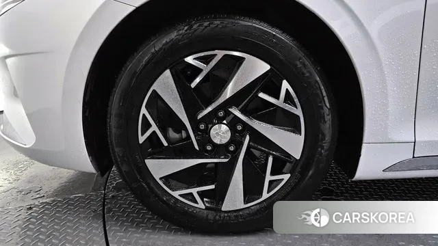 Hyundai The New Grandeur IG Hybrid id 3712838 из Кореи 15