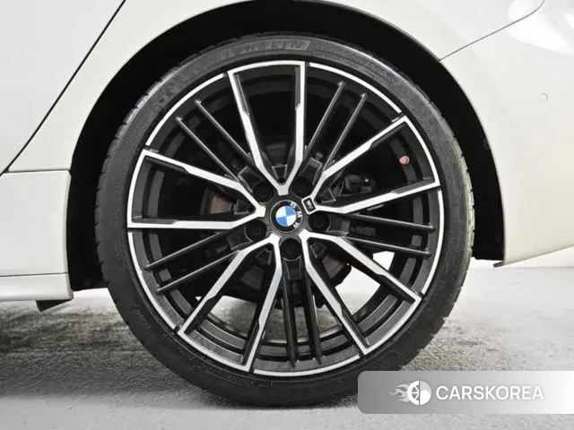 BMW 1 Series (F40) id 3760575 из Кореи 15