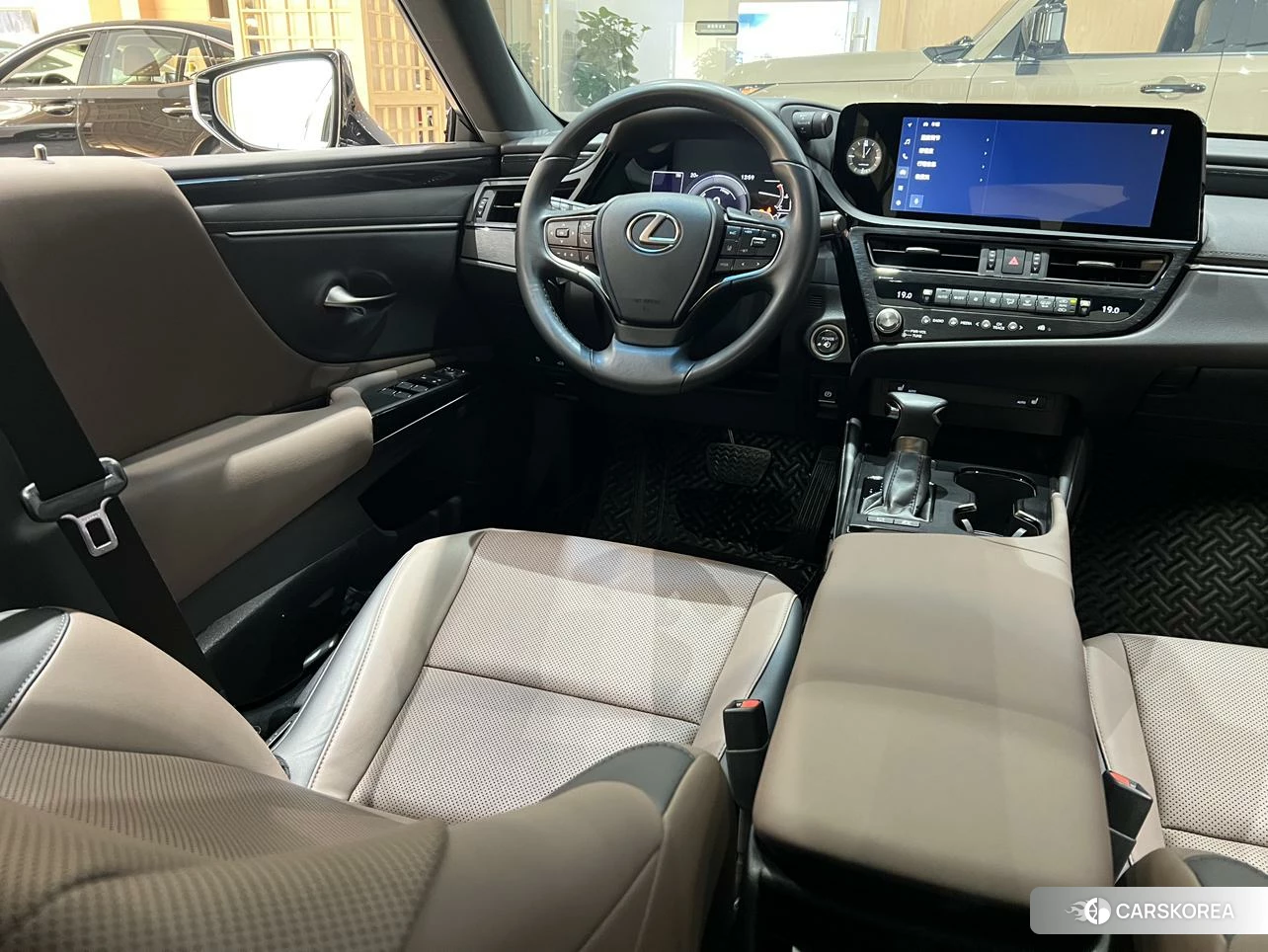 Lexus ES id 4440406 из Китая 12