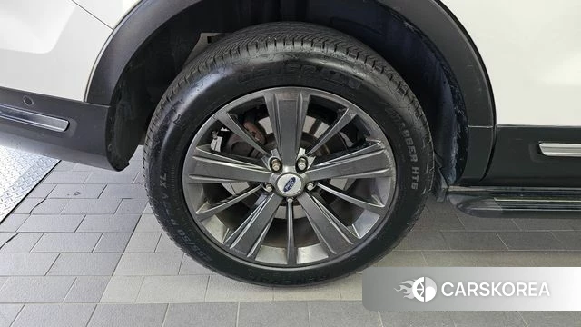 Ford Explorer id 4410921 из Кореи 15