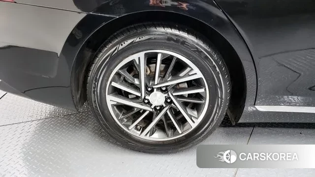 Hyundai The New Grandeur IG id 3514580 из Кореи 15