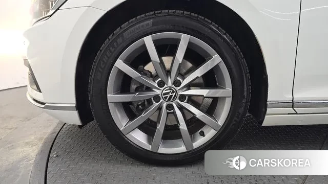 Volkswagen Passat GT (B8) id 3726666 из Кореи 15