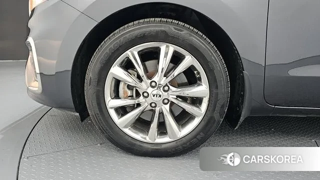 Kia The New Carnival id 3593202 из Кореи 15