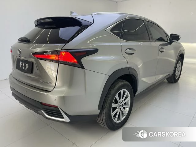 Lexus NX id 4263374 из Китая 13