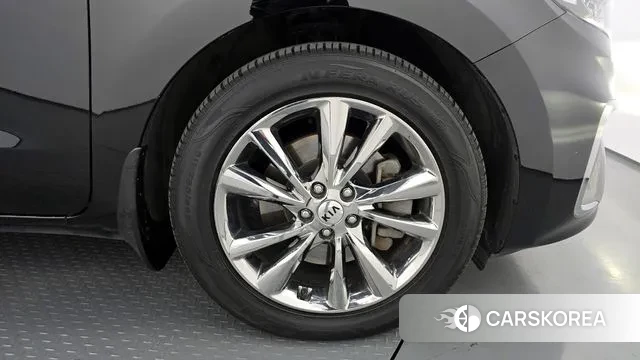 Kia The New Carnival id 3578808 из Кореи 15