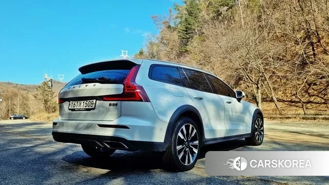 Volvo V60 Cross-Country 2nd Generation id 3727005 из Кореи 15
