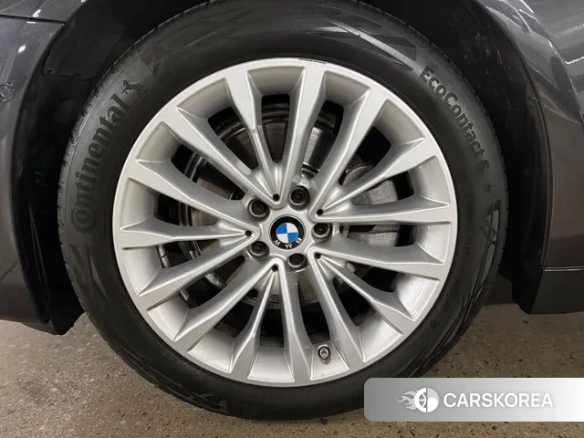 BMW 5 Series (G30) id 3591203 из Кореи 15