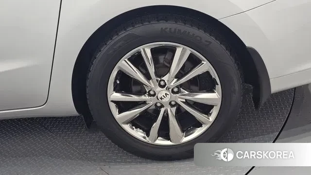 Kia The New Carnival id 3000354 из Кореи 15