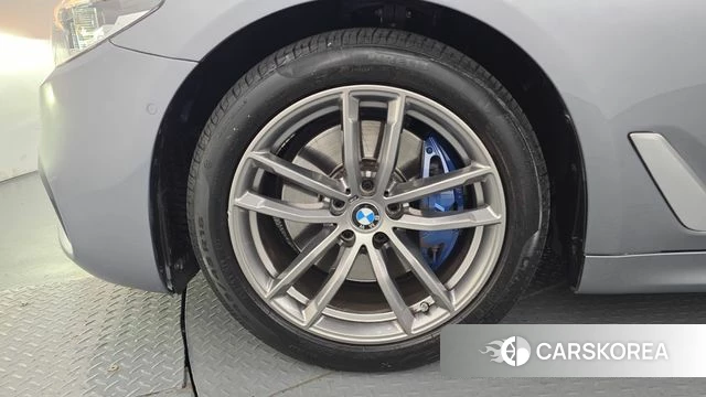 BMW 5 Series (G30) id 4477576 из Кореи 30