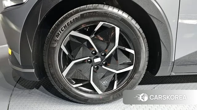 Hyundai Ionic 5 id 3611440 из Кореи 15