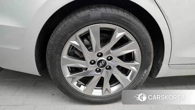 Hyundai The New Grandeur IG Hybrid id 3469434 из Кореи 15