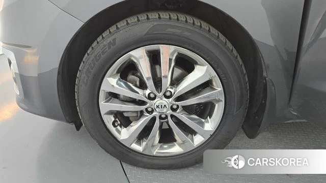 Kia All New Carnival id 4703614 из Кореи 15