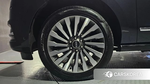 Lincoln Navigator 4th generation id 3806908 из Кореи 15