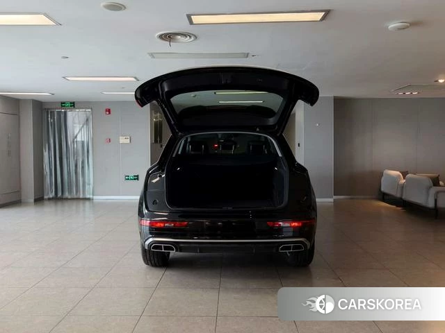 Audi Q5L id 4258210 из Китая 15