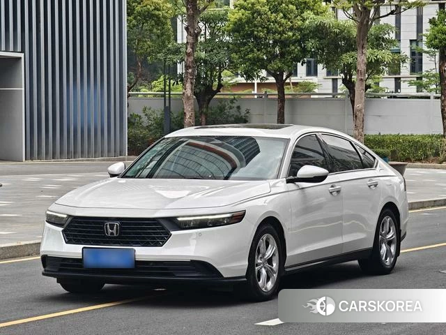 Honda Accord 2023 Белый из Китая, фото 6