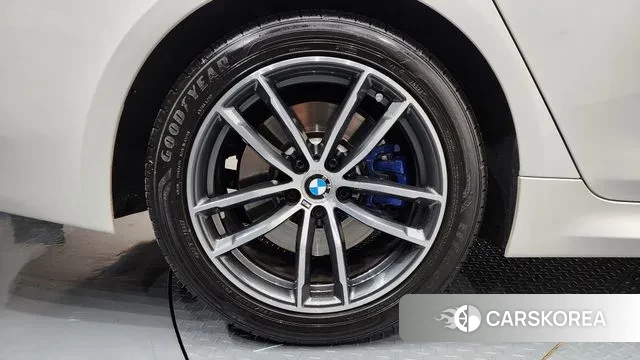 BMW 5 Series (G30) id 3770211 из Кореи 15