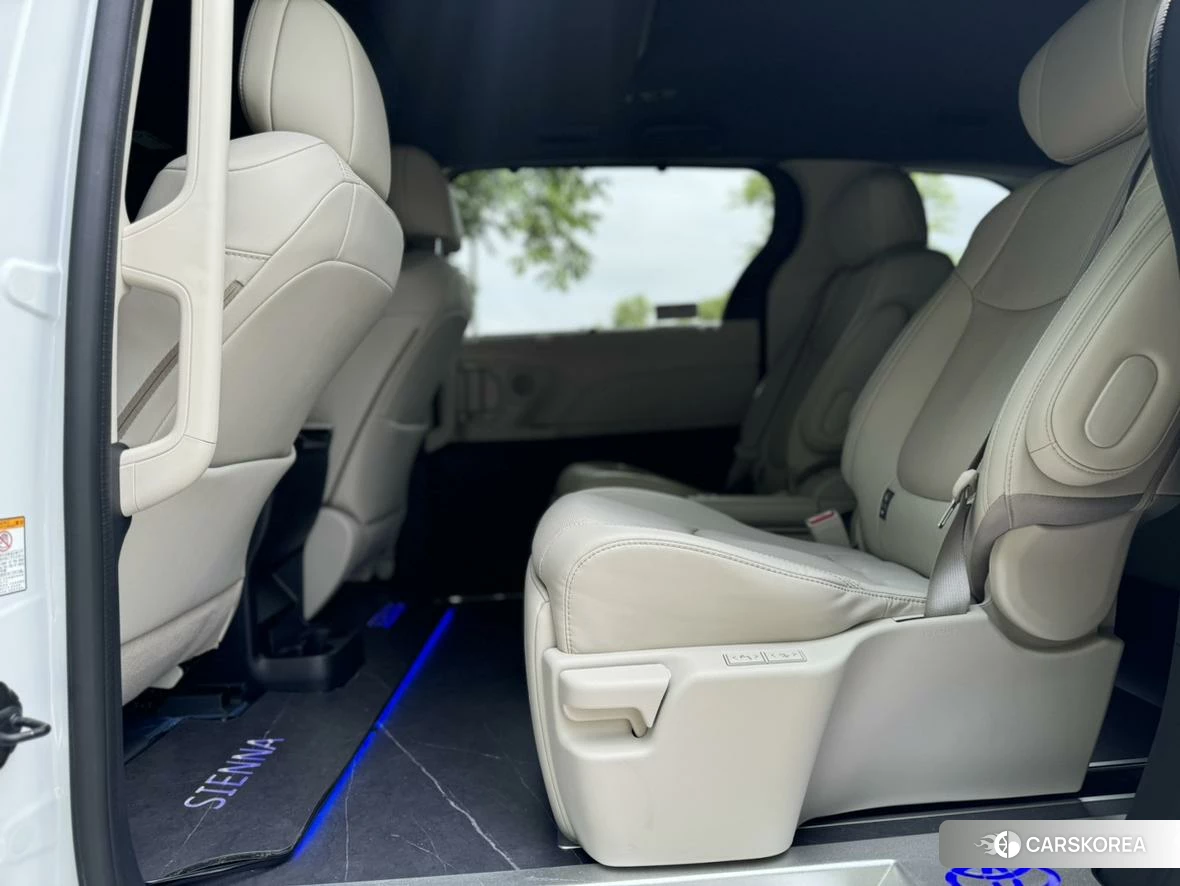 Toyota Saina id 4485519 из Китая 19