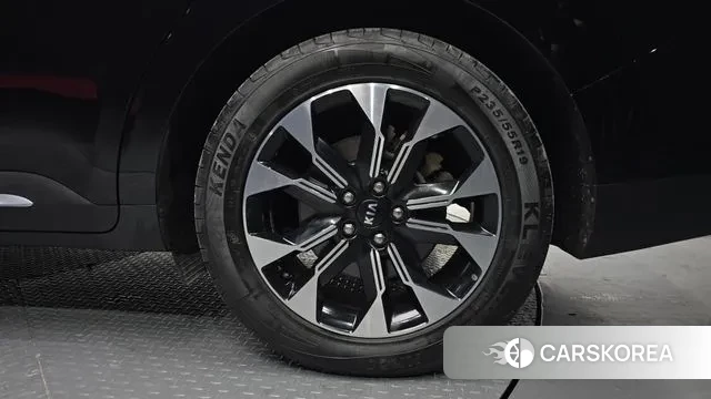 Kia Carnival 4th generation id 3778100 из Кореи 16