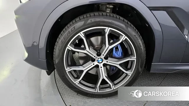 BMW X6 (G06) id 3058649 из Кореи 15