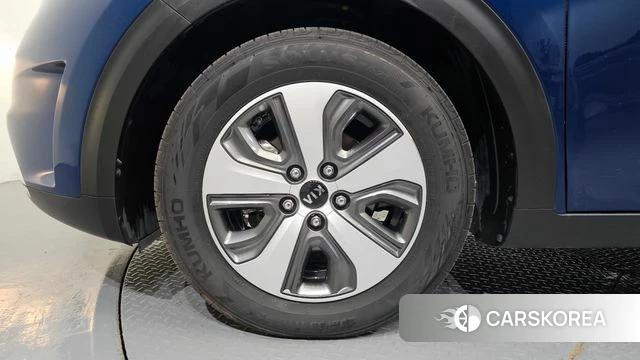 Kia Niro id 4531043 из Кореи 25