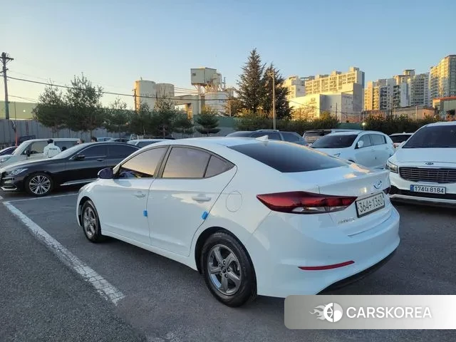 Hyundai Avante AD id 3439965 из Кореи 15