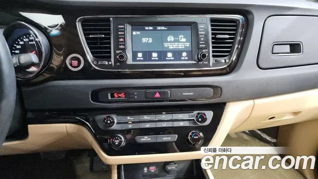 Kia The New Carnival id 2756885 из Кореи 15